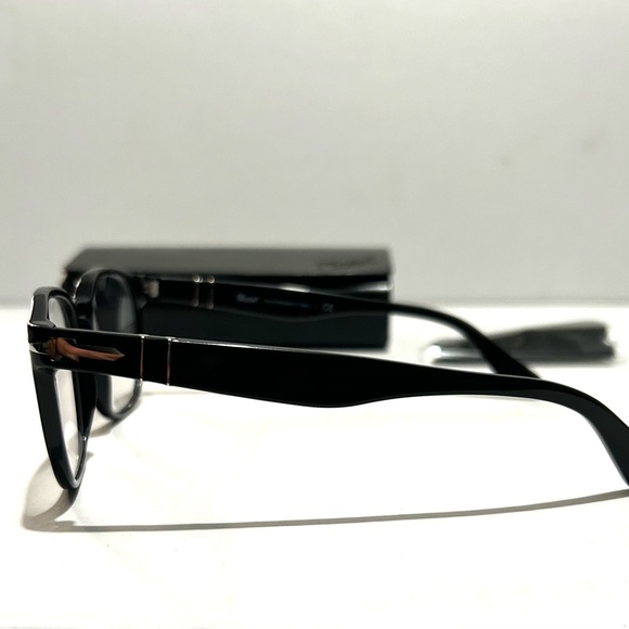 Persol eyeglass - Picture 6 of 13